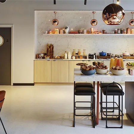 Tribe Paris Ouen * Saint-Ouen (Seine-Saint-Denis)