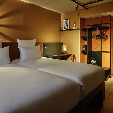 Tribe Paris Ouen Saint-Ouen (Seine-Saint-Denis)