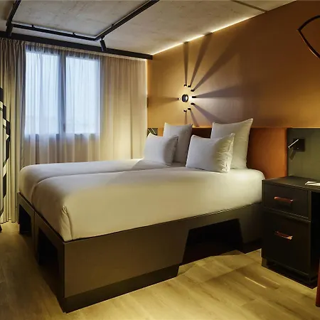 Tribe Paris Ouen Saint-Ouen (Seine-Saint-Denis)