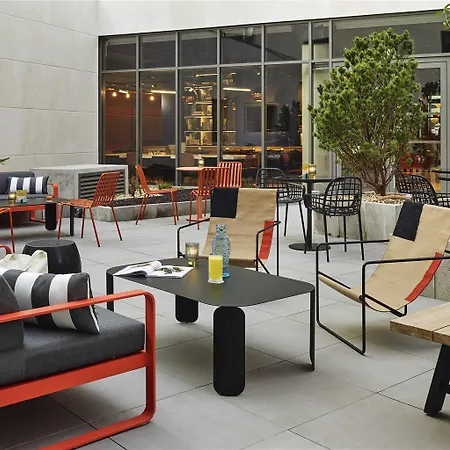 Tribe Paris Ouen * Saint-Ouen (Seine-Saint-Denis)